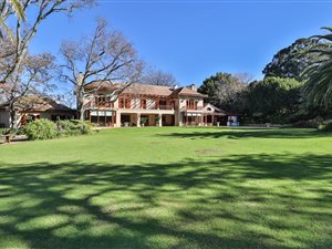 4 Bed House in Golden Acre