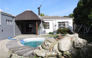 3 Bedroom House in Blouberg Sands