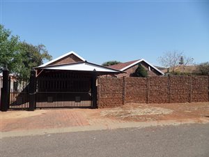 3 Bed House in The Orchards