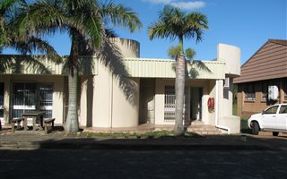 124 m² Office Space in Meerensee