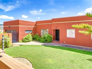 4 Bed House in Durmonte