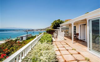 2 Bedroom House in Simons Town