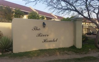 2 Bedroom Apartment in Tableview
