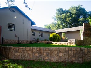 3 Bed House in Lynnwood Manor
