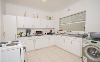 2 Bedroom Apartment in Green Point
