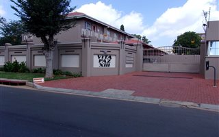 2 Bedroom Townhouse in Edendale