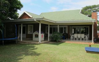 3 Bedroom Townhouse in Mt Edgecombe Estate 1 & 2