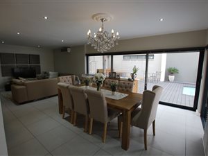 3 Bed Townhouse in Waterkloof Ridge