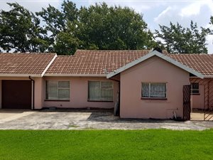 4 Bed House in Maraisburg