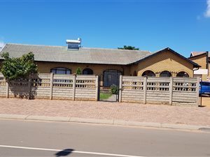 3 Bed House in Palmridge