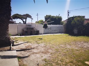 3 Bedroom House in Rondebosch East