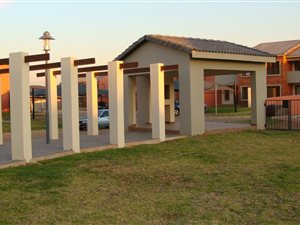 2 Bed Apartment in Montana Gardens