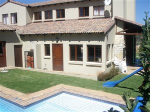 4 Bed Cluster in Sterrewag