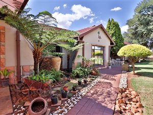 3 Bed House in Kanonkop