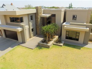 4 Bed House in Silverwoods Country Estate