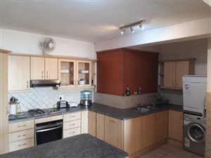 2 Bed Apartment in Port Elizabeth Central