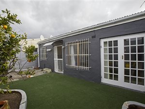 2 Bed House in Harfield Village