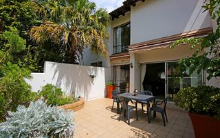 2 Bedroom Townhouse in Epsom Downs