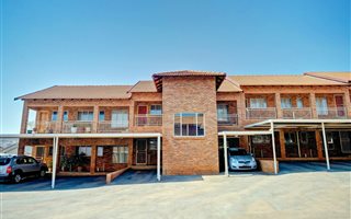 2 Bedroom Flat in Wentworth Park