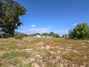744 m² Land available in Redelinghuys