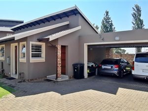 3 Bed Cluster in Newmarket Park