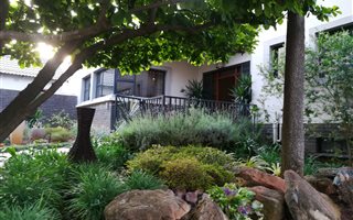 4 Bedroom House in Melrose