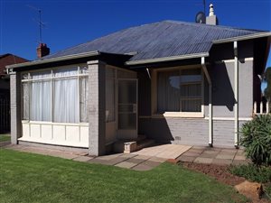 3 Bedroom House in Springs Central