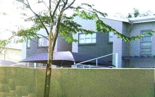 2 Bedroom Apartment in Monument Park