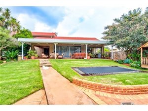 6 Bed House in Birchleigh