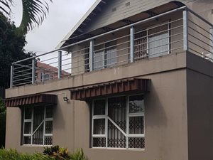 5 Bed House in Chatsworth Central