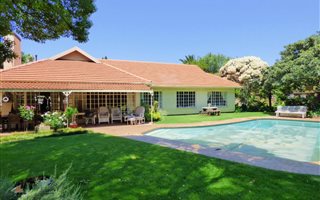 3 Bedroom House in Alphen Park