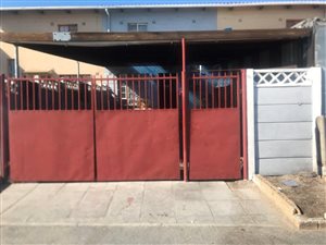 3 Bed House in Elsies River Industrial