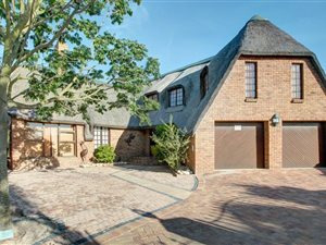 4 Bed House in Rouxville