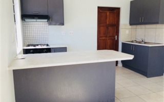 3 Bedroom House in Macassar