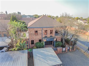464 m² Commercial space in Bromhof