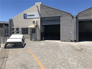 190 m² Industrial space in Airport Industria