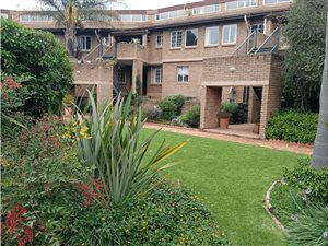 3 Bed Apartment in Windsor West