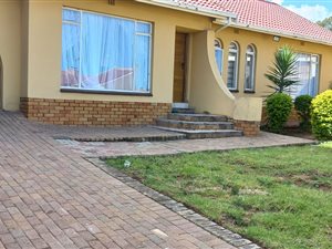3 Bed House in Diepkloof