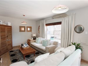 3 Bedroom Townhouse in Selection Park