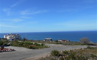 980 m² Land available in Village On Sea