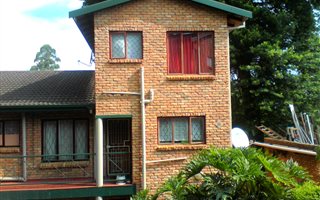 2 Bedroom Flat in Chase Valley