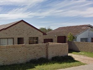 4 Bedroom House in Gelvan Park