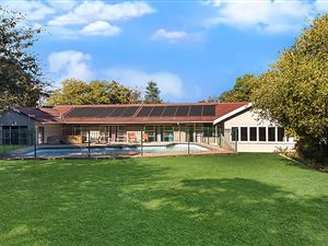 5 Bed House in Windsor Glen