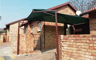 2 Bedroom Townhouse in Safari Gardens