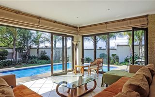 4 Bedroom Cluster in Bryanston
