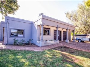 4 Bed House in Brackenhurst