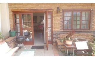 1 Bedroom Townhouse in Northcliff