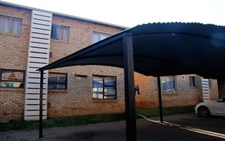 2 Bedroom Flat in Greenhills