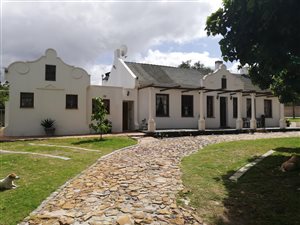 11 Bed House in Penhill