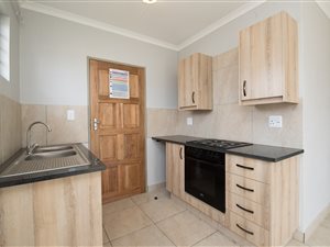 2 Bed House in Proclamation Hill